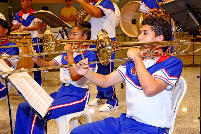 56 ANOS – Banda Cristo Redentor encerra comemorações com exposição e apresentação no Shopping Três Lagoas