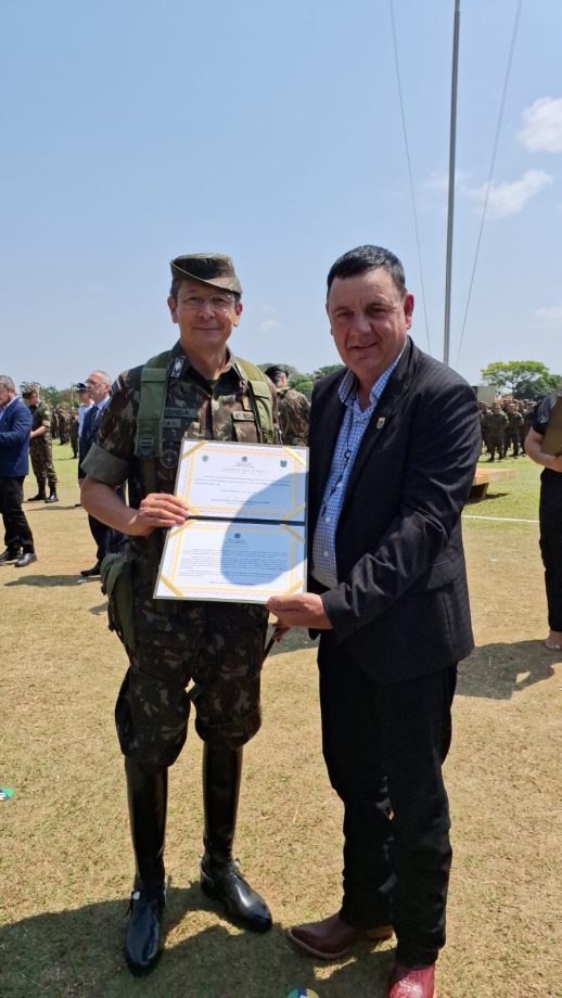 Comando Militar homenageia Angelo Guerreiro no dia do aniversário do quartel-general