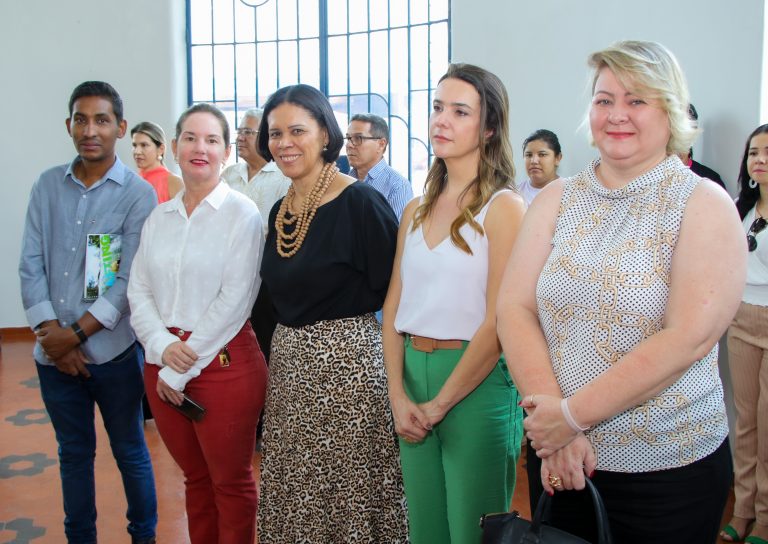 HISTÓRICO – Após reforma completa, Paço Municipal volta a atender ao público e recebe bênção
