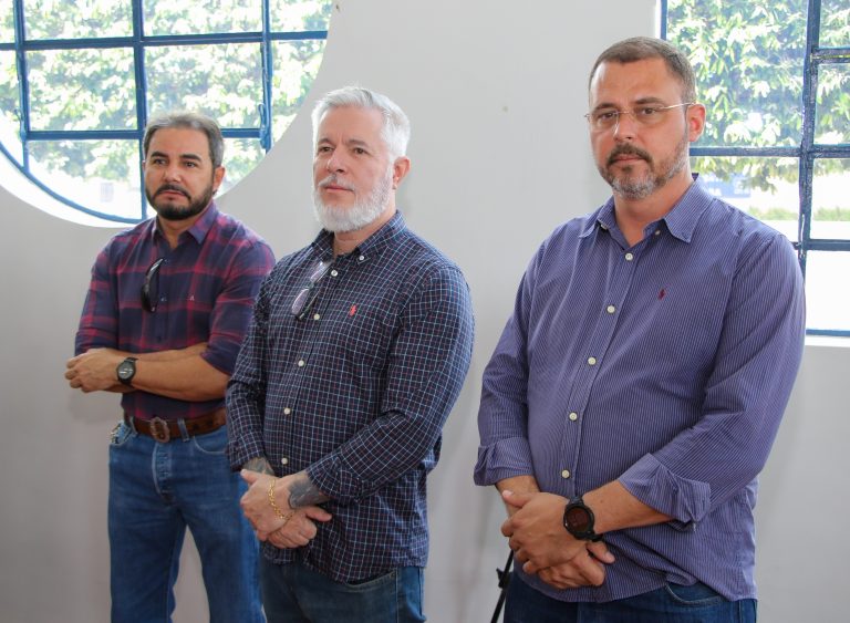 HISTÓRICO – Após reforma completa, Paço Municipal volta a atender ao público e recebe bênção