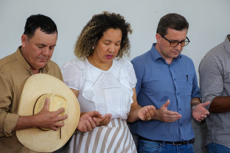 HISTÓRICO – Após reforma completa, Paço Municipal volta a atender ao público e recebe bênção