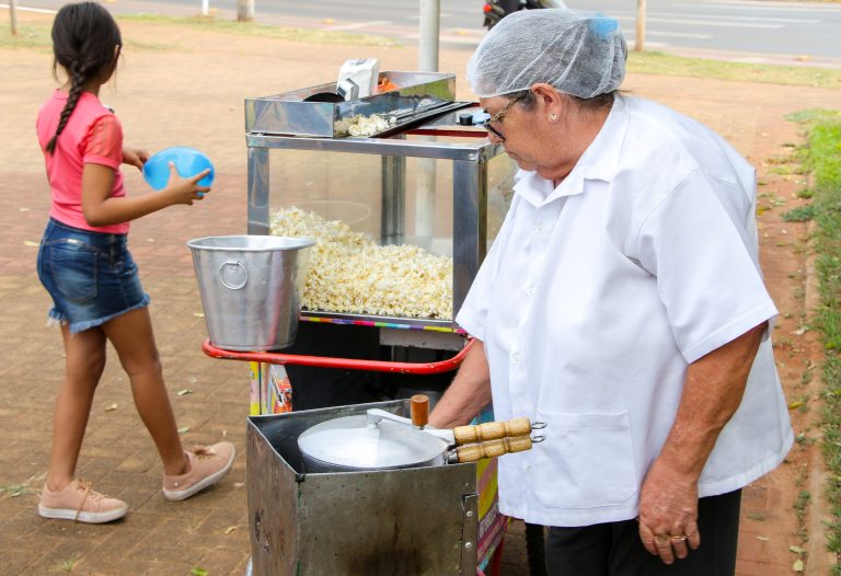 SMAS realiza manhã de lazer em alusão ao “Setembro Azul”, mês dedicado à visibilidade da pessoa surda