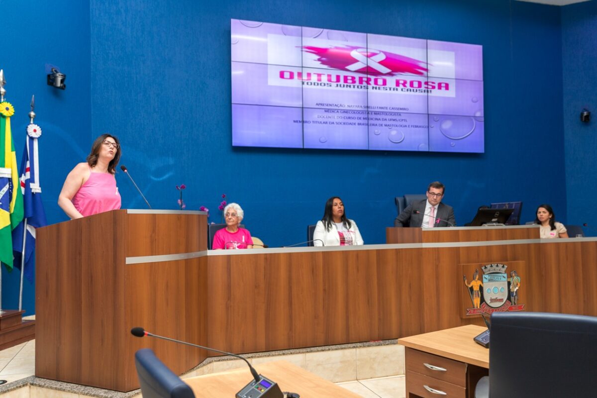 Médica destaca que prevenção, apoio e quebra de mitos são fundamentais para combater o câncer de mama Médica destaca que prevenção, apoio e quebra de mitos são fundamentais para combater o câncer de mama