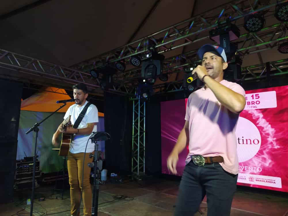 Show de Humberto e Ronaldo marca o 2º Festival do Suíno Brasa Fest em Brasilândia