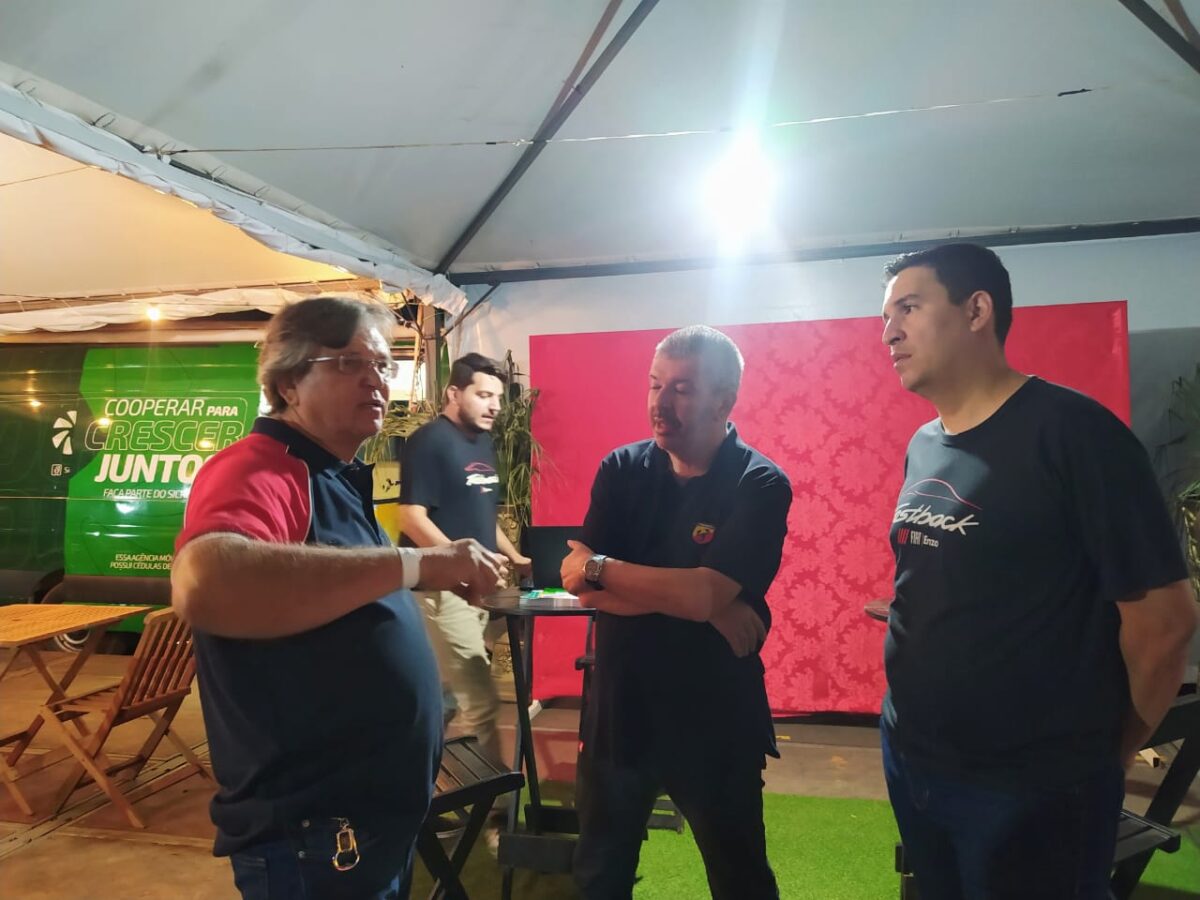 Show de Humberto e Ronaldo marca o 2º Festival do Suíno Brasa Fest em Brasilândia