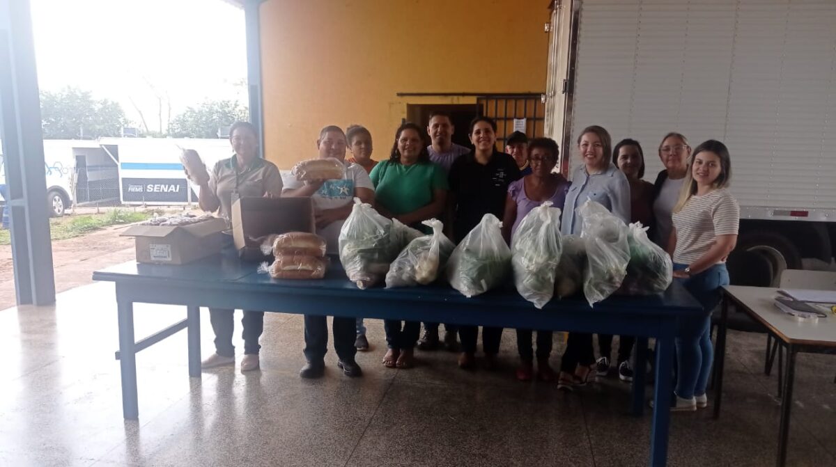 Assistência Social distribui 300 cestas verdes aos beneficiários de programas da Prefeitura