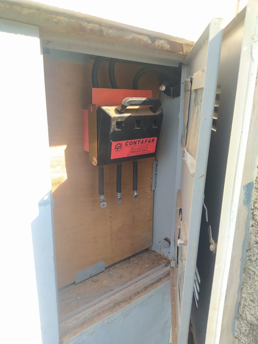 Mau elemento é preso por tentar furtar fios de cobre de escola em Três Lagoas