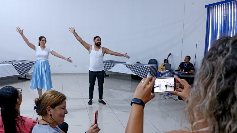 Saúde promove encontro com técnicas e auxiliares em saúde bucal