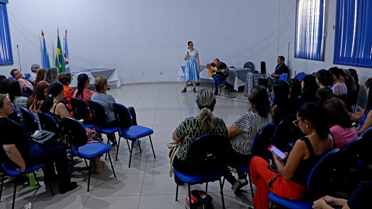 Saúde promove encontro com técnicas e auxiliares em saúde bucal