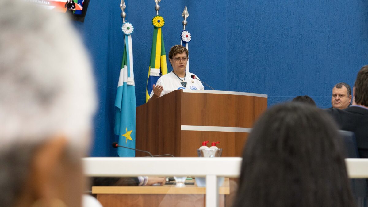 Vereadores analisam pauta com 40 projetos e aprovam isenção de ITBI Vereadores analisam pauta com 40 projetos e aprovam isenção de ITBI