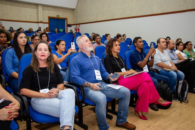 TL é sede do último Encontro Regional de Economia Criativa que reúne empreendedores para construção de Plano Estadual