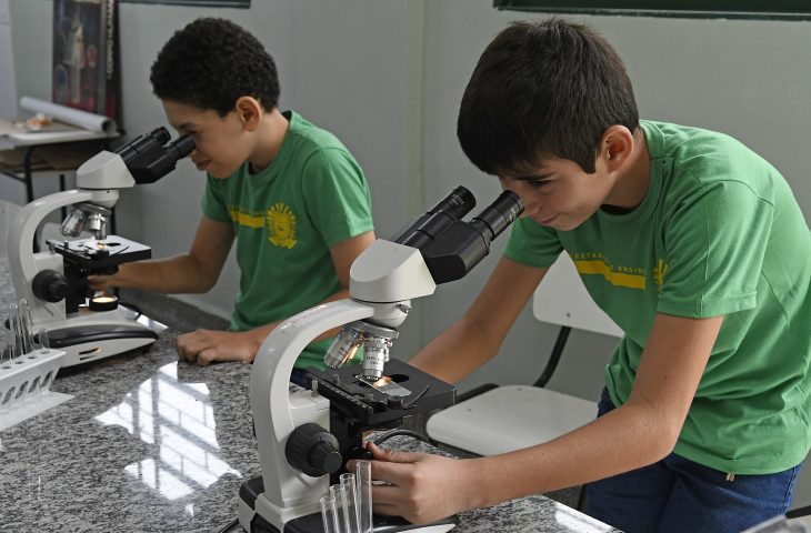 Com tecnologia e inovação, ensino na Rede Estadual é aprovado por alunos, professores e pais em MS Com tecnologia e inovação, ensino na Rede Estadual é aprovado por alunos, professores e pais em MS