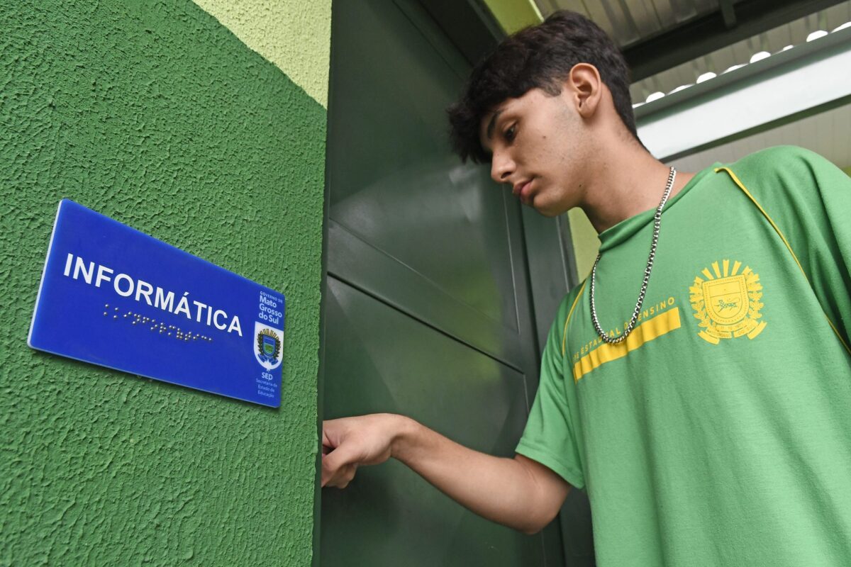 Com tecnologia e inovação, ensino na Rede Estadual é aprovado por alunos, professores e pais em MS Com tecnologia e inovação, ensino na Rede Estadual é aprovado por alunos, professores e pais em MS