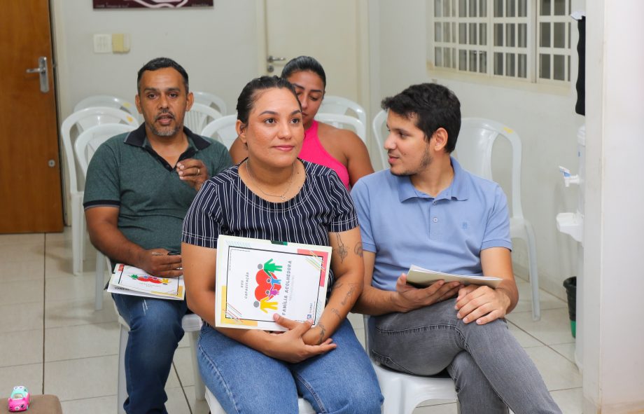 Capacitação prepara novas famílias para acolher crianças e adolescentes afastadas do convívio familiar