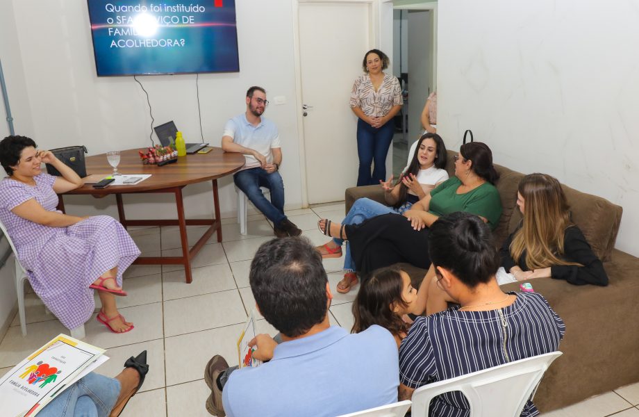 Capacitação prepara novas famílias para acolher crianças e adolescentes afastadas do convívio familiar