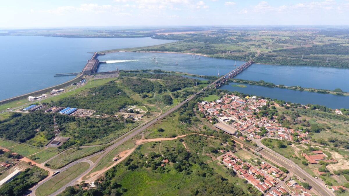 Com mais de 40°C., bairro de Três Lagoas fica três dias sem energia