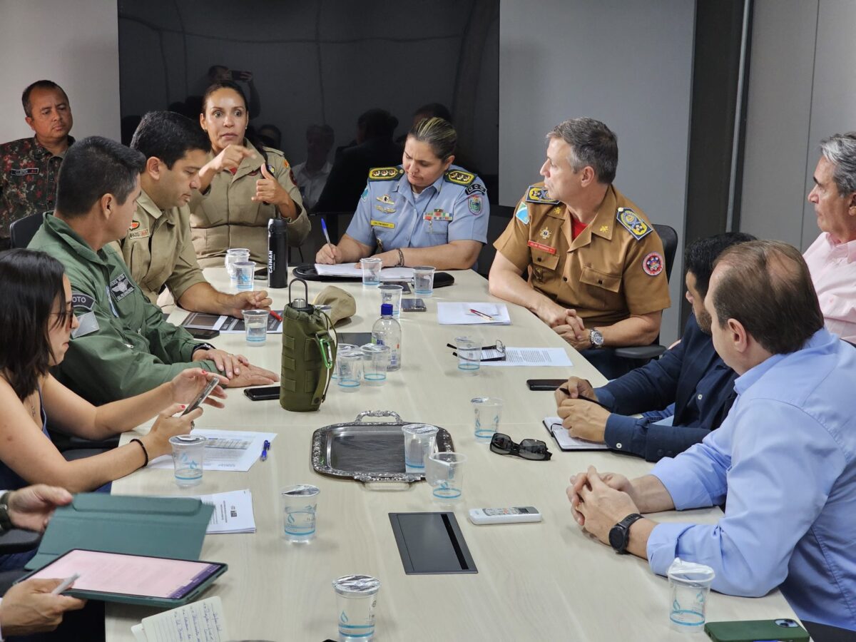 Com aeronaves e equipes extras, Governo de MS intensifica ações e combate aos incêndios no Pantanal