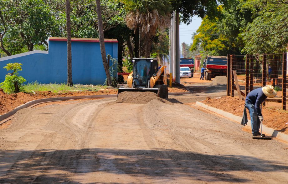 “Minha vida vai ser bem melhor daqui pra frente”, diz moradora da NOB sobre obras de asfalto