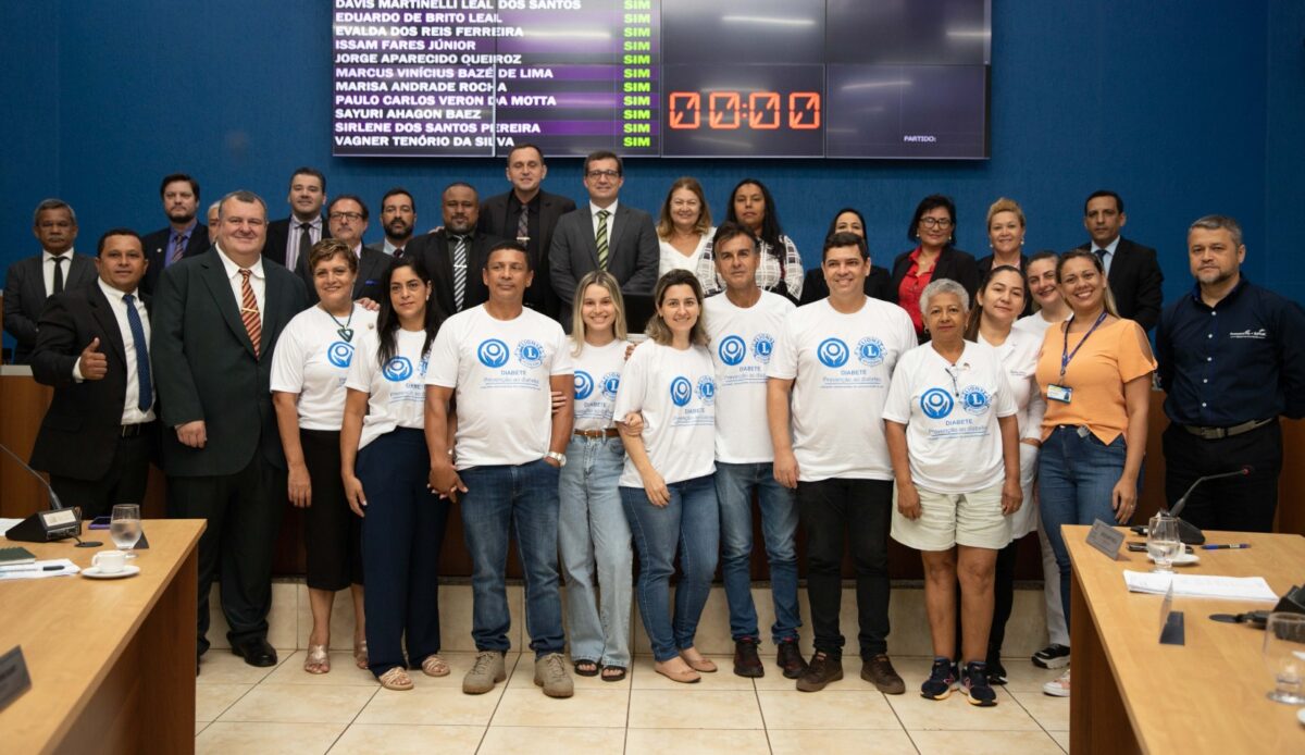 Vereadores analisam pauta com 40 projetos e aprovam isenção de ITBI Vereadores analisam pauta com 40 projetos e aprovam isenção de ITBI