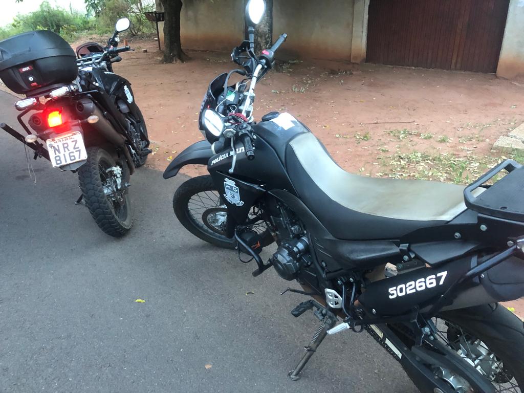 Polícia Militar cumpre mandados de prisão e prende traficante em flagrante na cidade de Três Lagoas