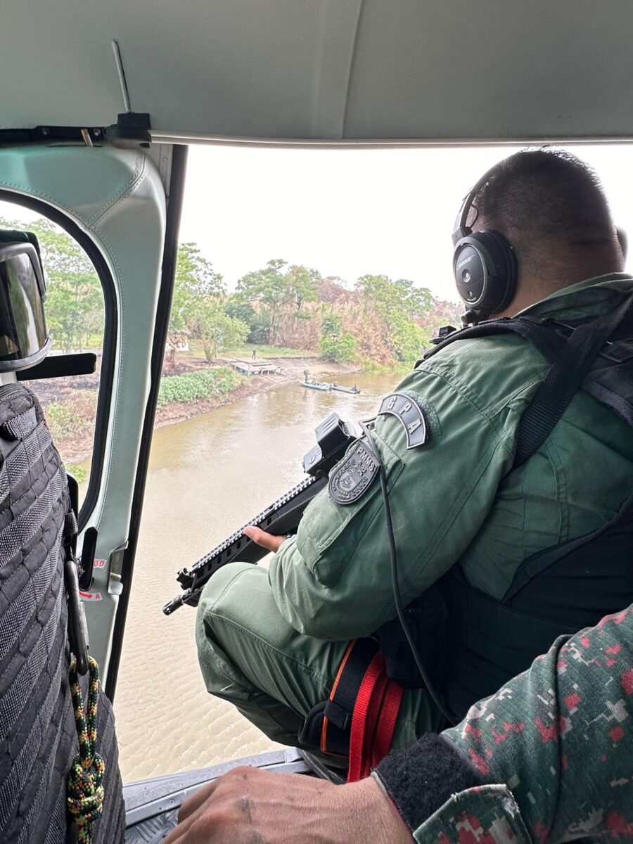PMA e Grupo de Patrulhamento Aéreo utilizam helicóptero para resgatar animais feridos no Pantanal