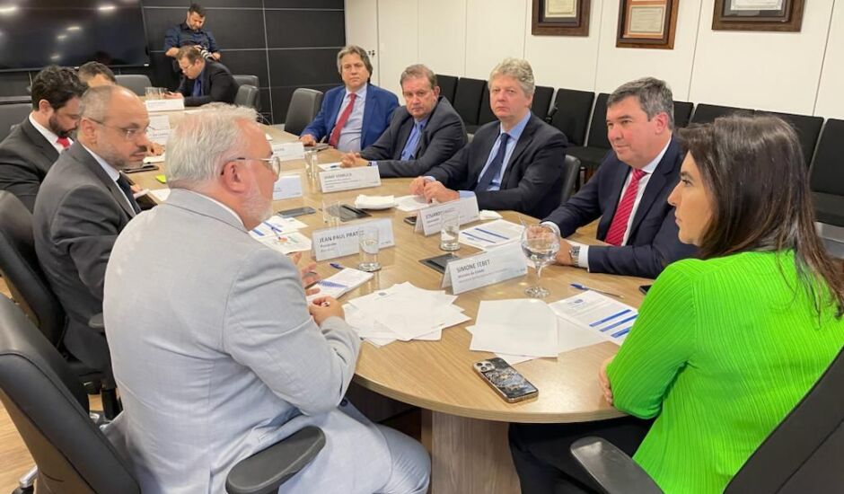 Em Brasília, Riedel discute retomada da UFN3 e duplicação da BR- 262