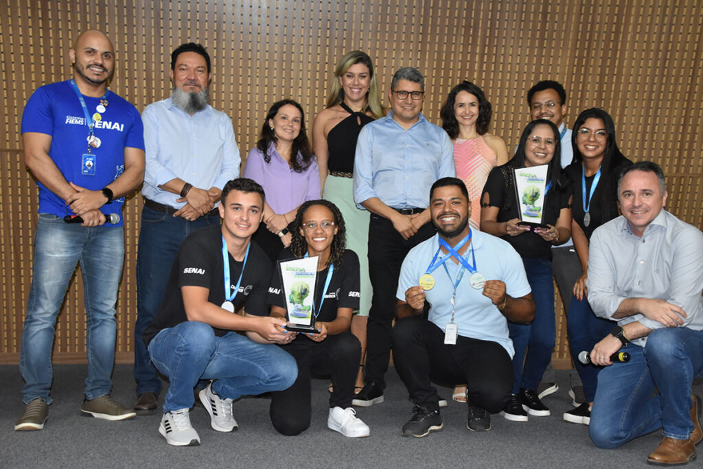 Equipe de Três Lagoas vence etapa estadual do Inova Senai com projeto de plástico biodegradável