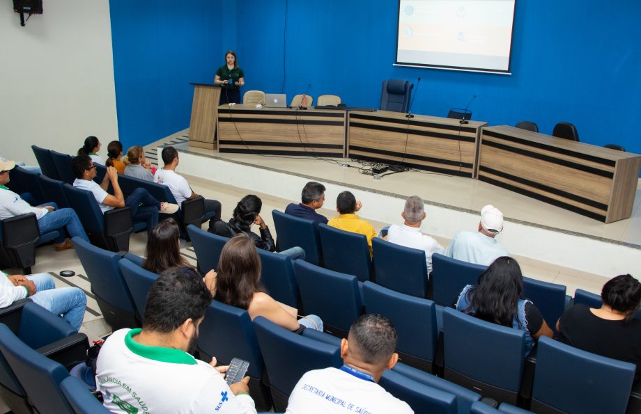 CAPACITAÇÃO – Saúde realiza treinamento para agentes de endemias com foco em leishmaniose CAPACITAÇÃO – Saúde realiza treinamento para agentes de endemias com foco em leishmaniose