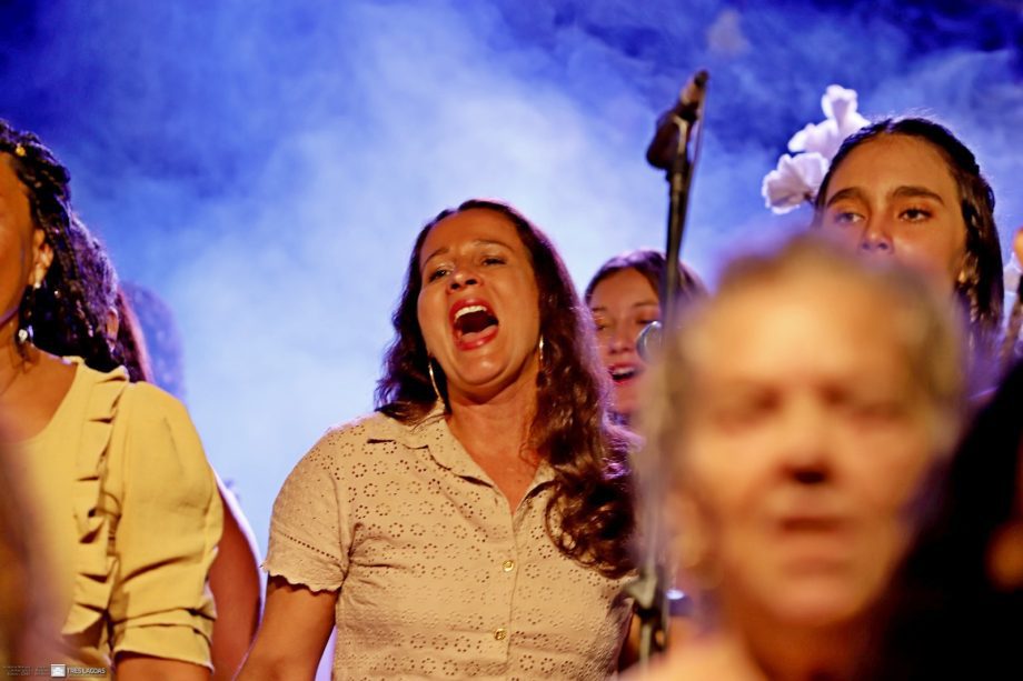 Coral da Cultura, composto por 60 vozes, estrelou o espetáculo “Brasil em Canção”