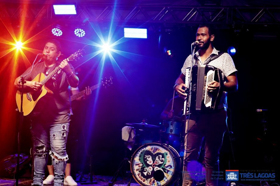 Mais de 5 mil pessoas prestigiaram o “Esquenta da Virada” no Balneário Municipal Mais de 5 mil pessoas prestigiaram o “Esquenta da Virada” no Balneário Municipal