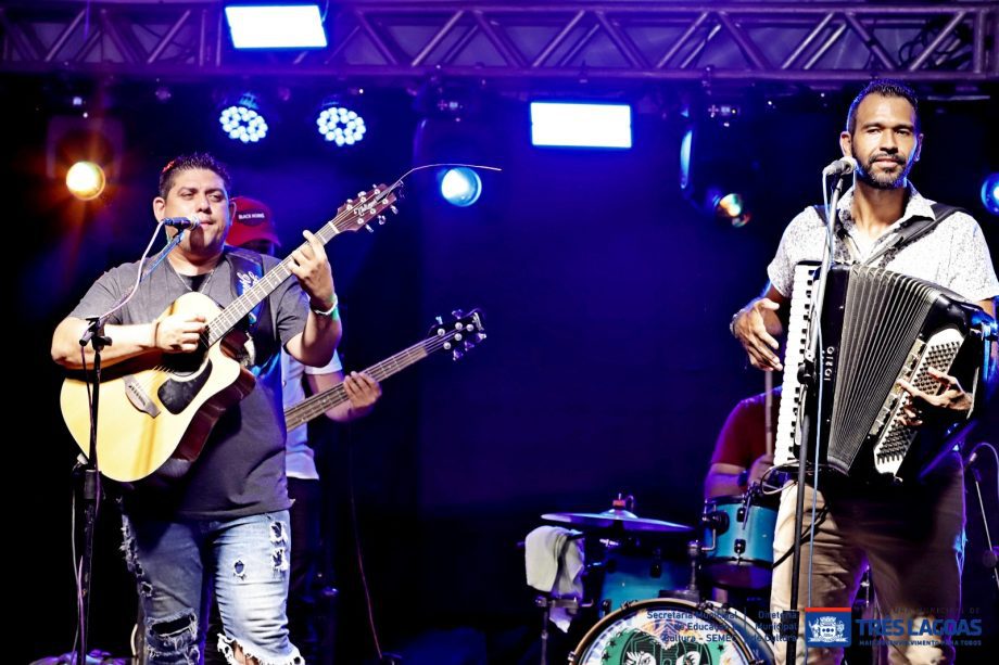Mais de 5 mil pessoas prestigiaram o “Esquenta da Virada” no Balneário Municipal Mais de 5 mil pessoas prestigiaram o “Esquenta da Virada” no Balneário Municipal