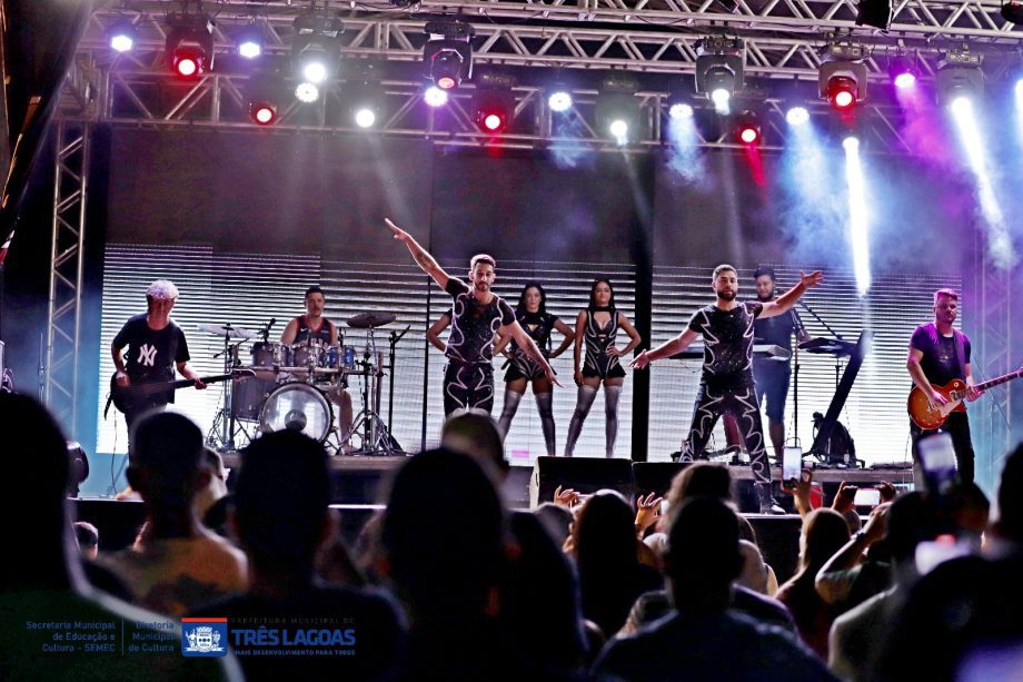 Mais de 5 mil pessoas prestigiaram o “Esquenta da Virada” no Balneário Municipal Mais de 5 mil pessoas prestigiaram o “Esquenta da Virada” no Balneário Municipal
