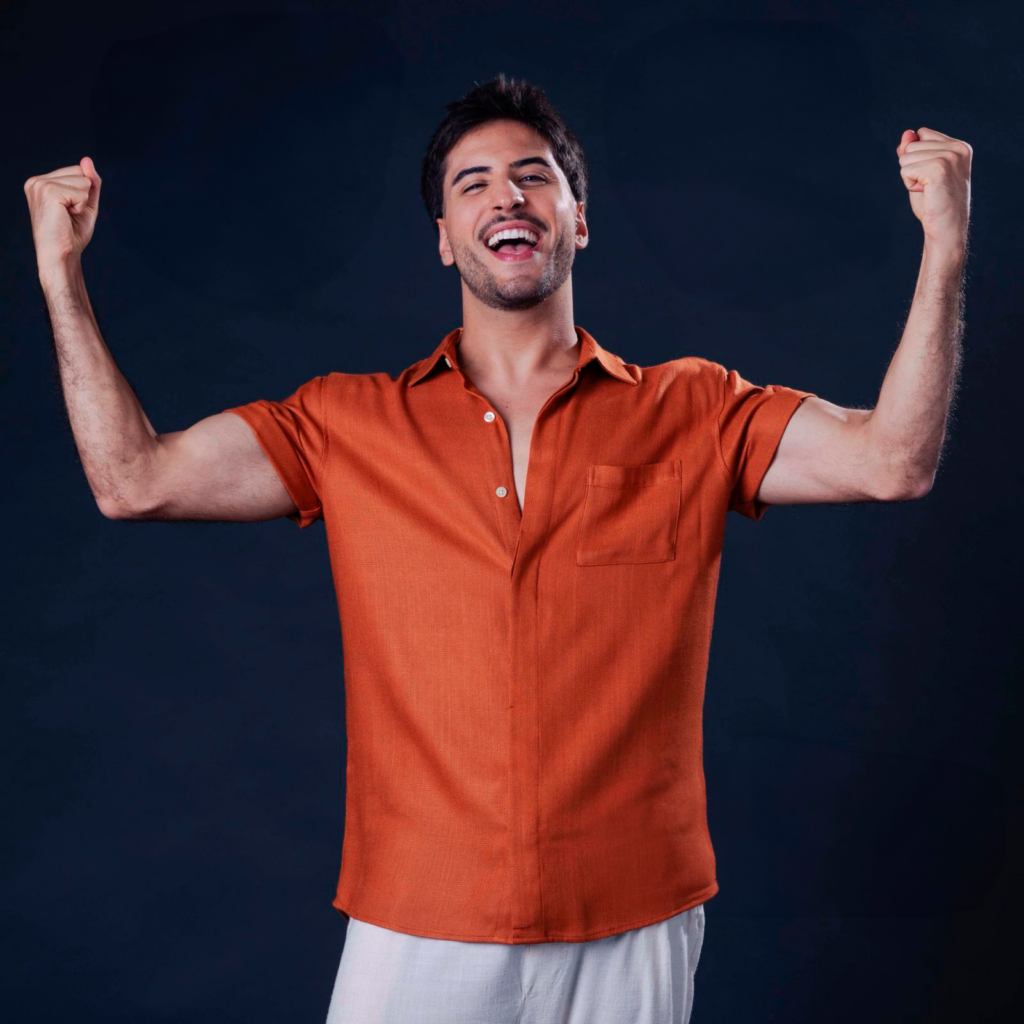 Cantor Matu Miranda, que representa o MS na última edição do The Voice Brasil, está na semifinal do reality