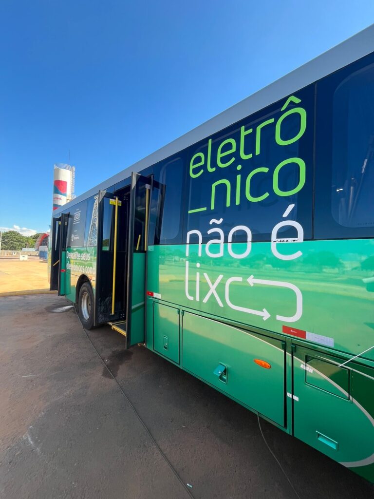 Caravana do Lixo Eletrônico recolhe 7 toneladas de resíduos em Três Lagoas