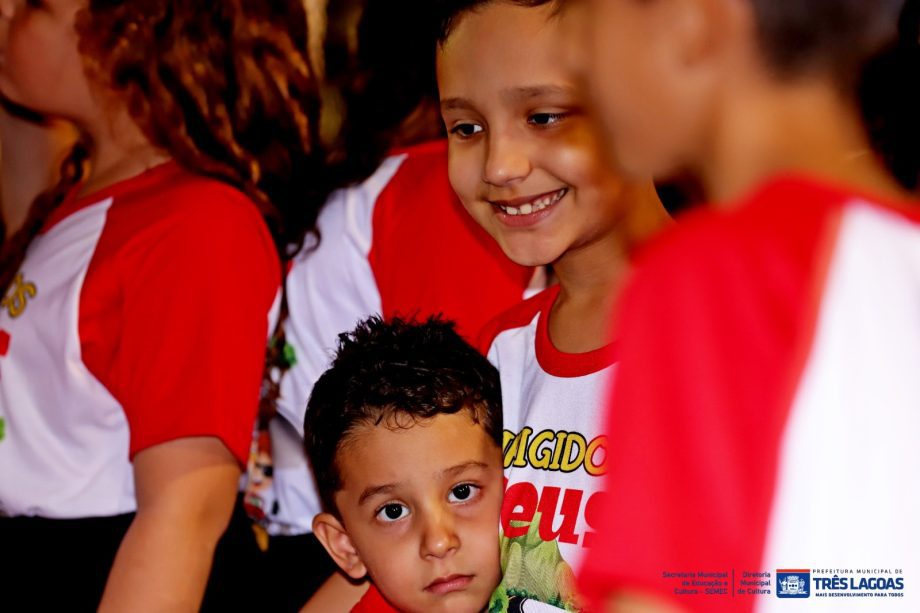 ADTL brilha na terceira noite da Serenata de Natal, veja fotos