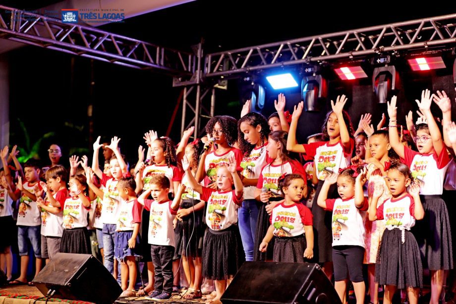 ADTL brilha na terceira noite da Serenata de Natal, veja fotos