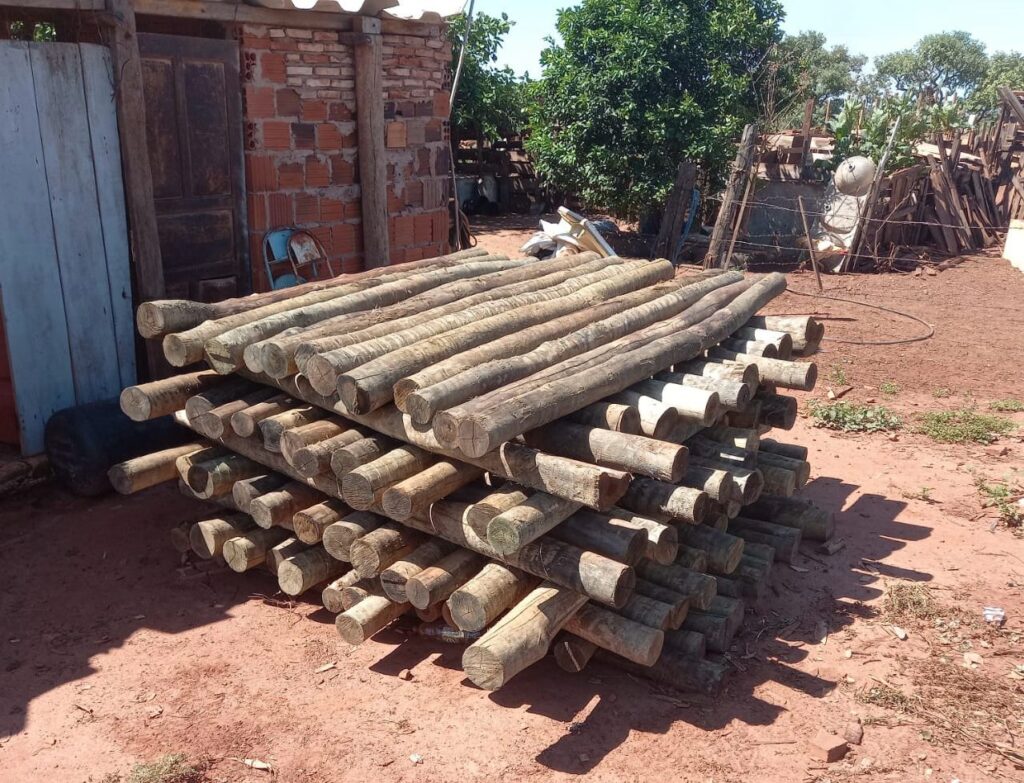 Quatro homens são presos como suspeitos de furtar materiais de construção de uma empresa em Três Lagoas
