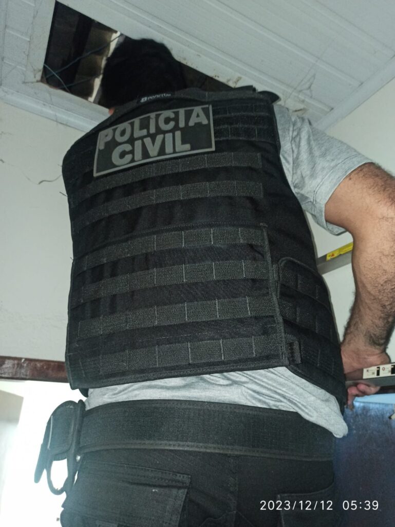 Polícia Civil deflagra operação “Artus”, em combate ao crime organizado em Nova Andradina Polícia Civil deflagra operação “Artus”, em combate ao crime organizado em Nova Andradina
