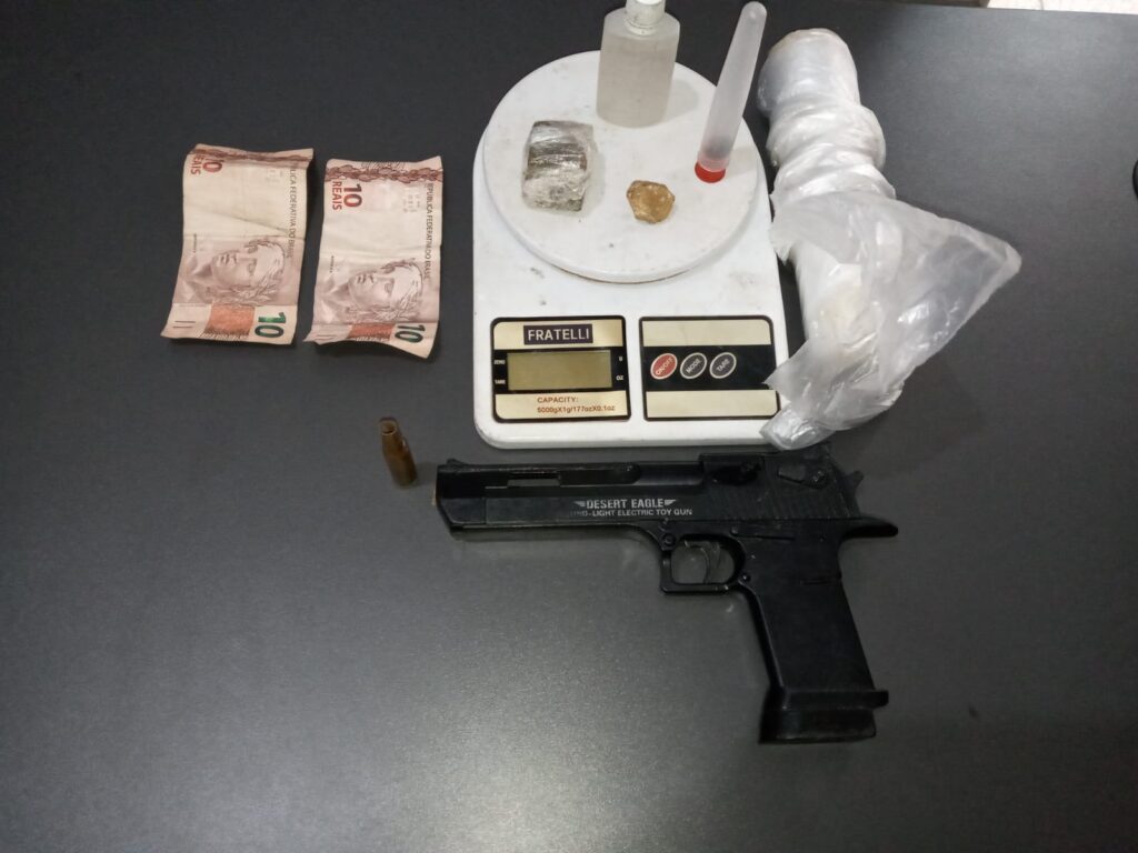 Mulher é presa por furtar residência e esconder os pertences em outra casa na mesma rua em Três Lagoas