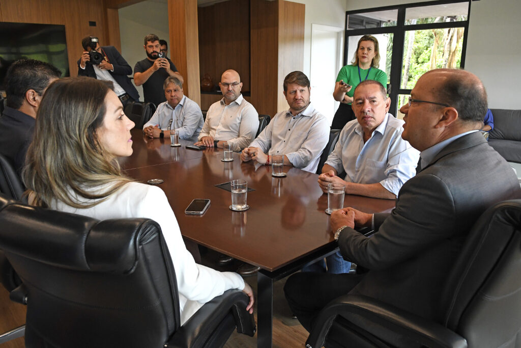 Barbosinha assume como governador em exercício de Mato Grosso do Sul até dia 14 de janeiro Barbosinha assume como governador em exercício de Mato Grosso do Sul até dia 14 de janeiro