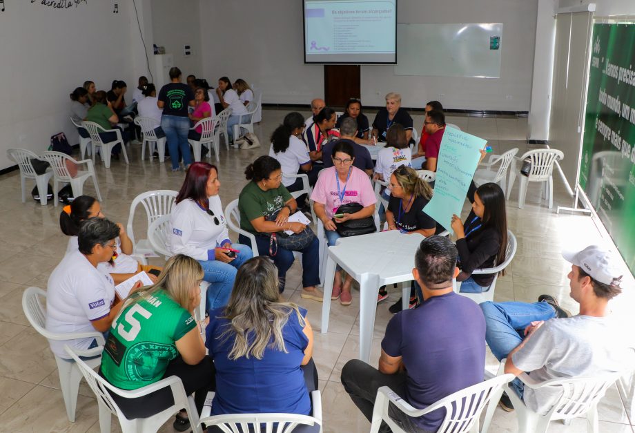JANEIRO ROXO – SMS promove capacitação para profissionais da saúde sobre hanseníase