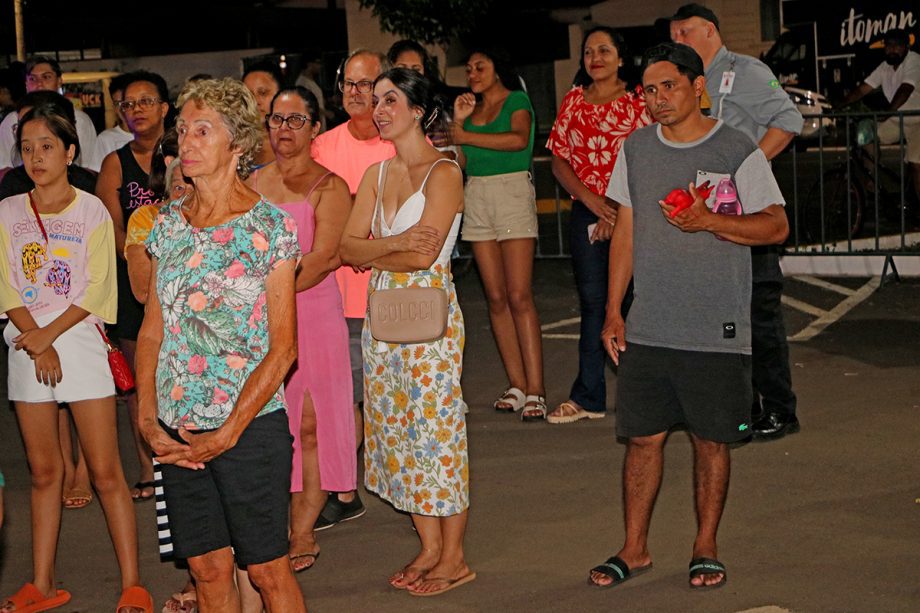 Três-lagoenses se despediram da Cidade do Natal com apresentação da Folia de Reis