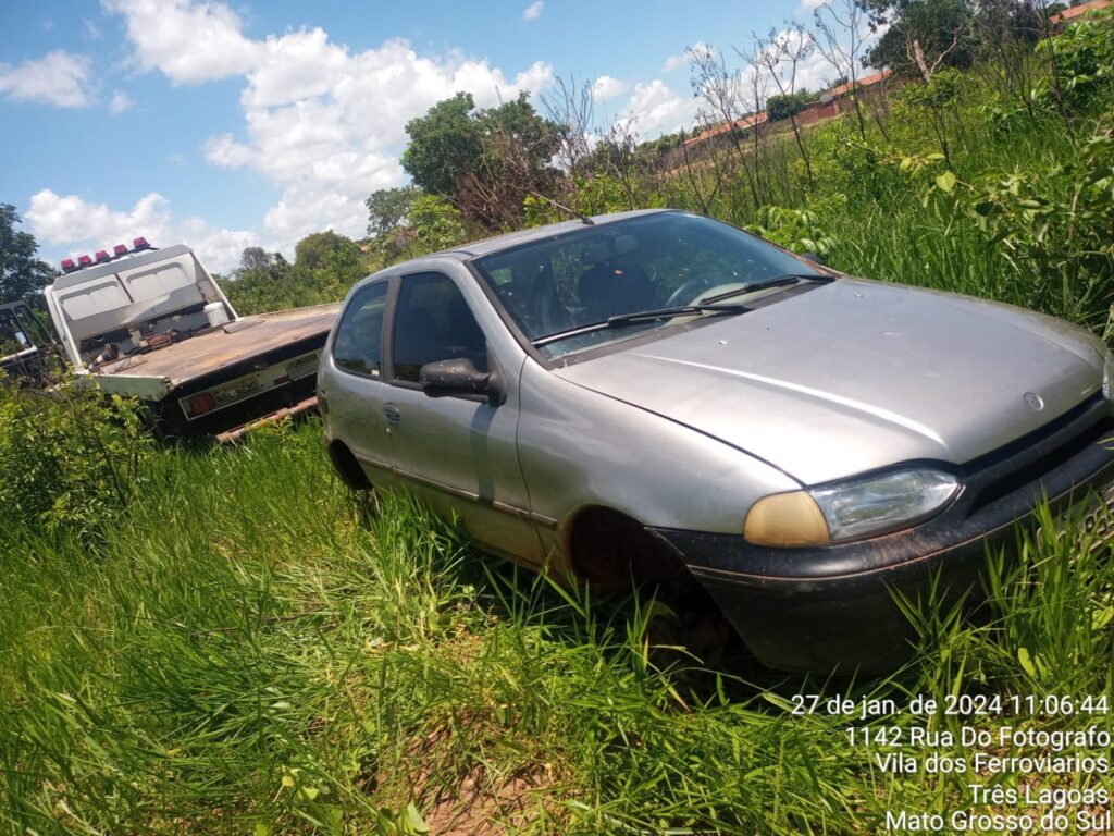 Polícia Militar recupera carro furtado em Três Lagoas