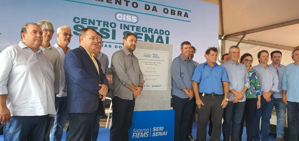 Projeto de R$ 5 bi que inclui duplicação da BR-262 será encaminhado para o Governo Federal em maio Projeto de R$ 5 bi que inclui duplicação da BR-262 será encaminhado para o Governo Federal em maio