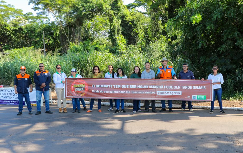 Motoristas são abordados por ação contra o Aedes aegypti na Barreira Fiscal de Três Lagoas