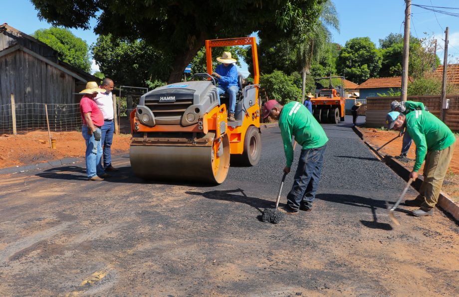 Prefeitura finaliza obra que deixa 100% da NOB pavimentada