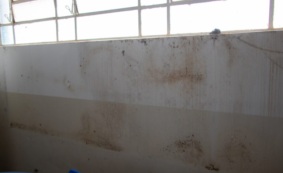Após estragos da última chuva, Prefeitura de TL inicia reparos em escola municipal Irmã Scheilla