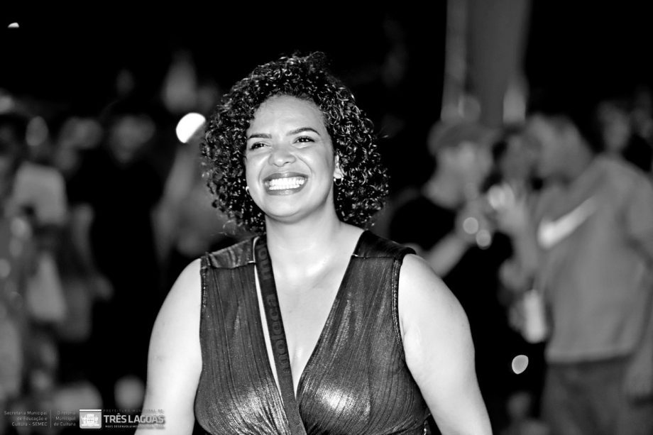 Confira as fotos do primeiro dia do CarnaTrês