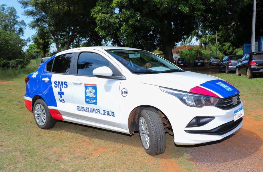Prefeito Angelo Guerreiro assina ordem de serviço de asfalto e drenagem no Distrito do Arapuá Prefeito Angelo Guerreiro assina ordem de serviço de asfalto e drenagem no Distrito do Arapuá