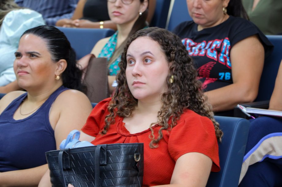 PRESTAÇÃO DE CONTAS – Prefeitura promoveu Audiência Pública com dados dos investimentos, desafios e conquistas na área da Saúde PRESTAÇÃO DE CONTAS – Prefeitura promoveu Audiência Pública com dados dos investimentos, desafios e conquistas na área da Saúde